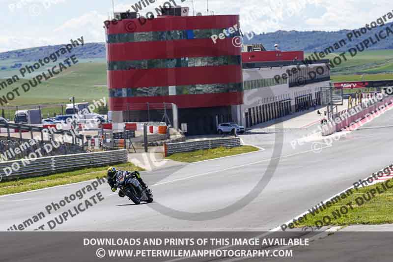 cadwell no limits trackday;cadwell park;cadwell park photographs;cadwell trackday photographs;enduro digital images;event digital images;eventdigitalimages;navarra;no limits trackdays;peter wileman photography;racing digital images;trackday digital images;trackday photos